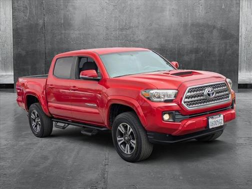 2017 Toyota Tacoma TRD Sport