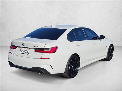 2022 BMW 330e Base