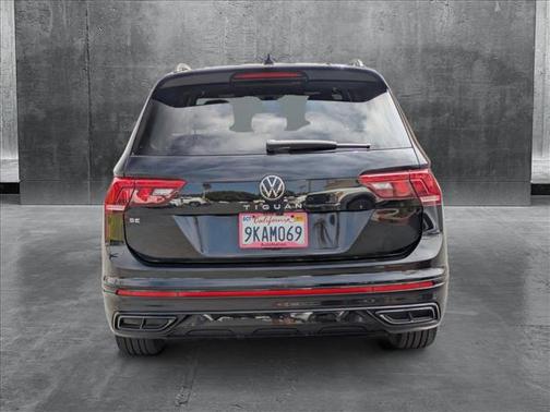 2022 Volkswagen Tiguan 2.0T SE R-Line Black
