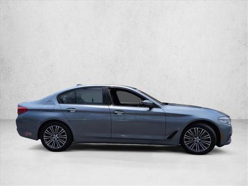 Bluestone Metallic 2018 BMW 530e iPerformance