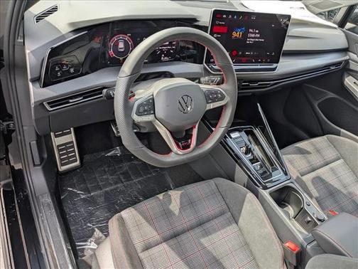 2025 Volkswagen Golf GTI 2.0T S DSG