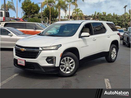 2023 Chevrolet Traverse LS