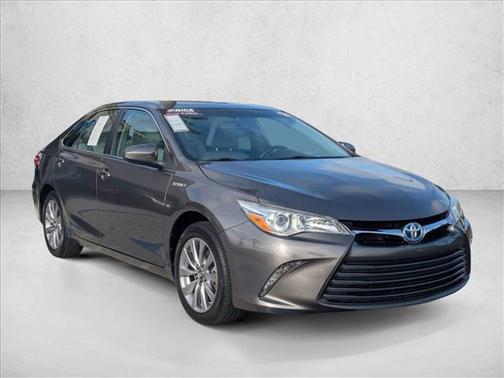 2017 Toyota Camry Hybrid XLE