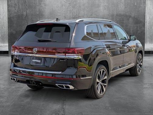 2025 Volkswagen Atlas 2.0T SEL Premium R-Line 4MOTION
