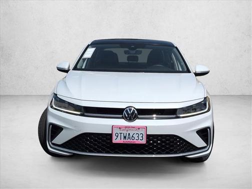 Opal White Pearl 2025 Volkswagen Jetta 1.5T SEL