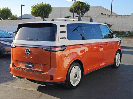 2025 Volkswagen ID. Buzz 1st Edition with 4MOTION