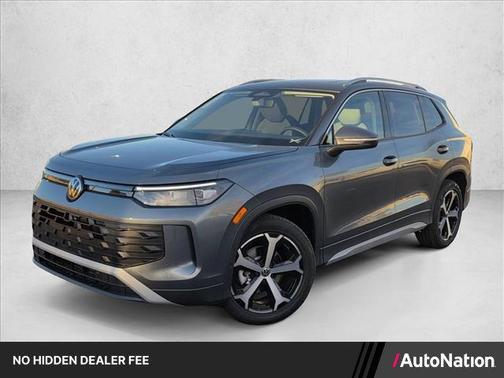 Platinum Gray Metallic 2026 Volkswagen Tiguan 2.0T SE