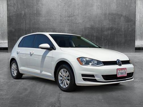 2016 Volkswagen Golf TSI S 4-Door