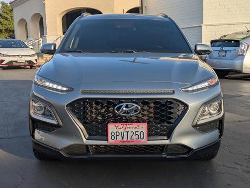 2020 Hyundai KONA SEL