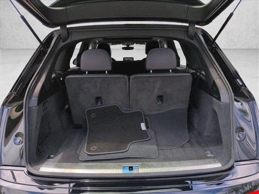 Orca Black Metallic 2019 Audi Q7 55 Premium Plus