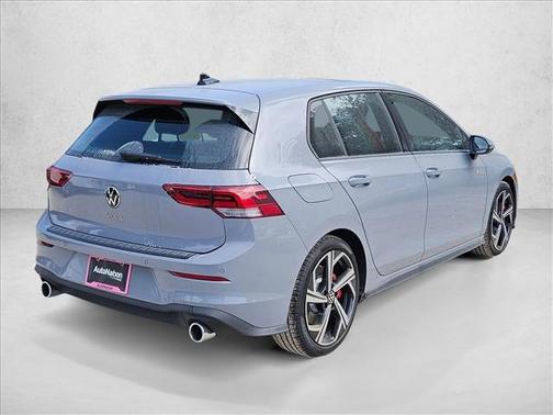 2025 Volkswagen Golf GTI 2.0T SE DSG