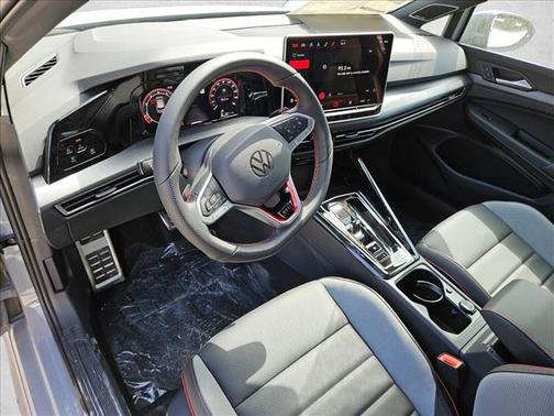 2025 Volkswagen Golf GTI 2.0T SE DSG