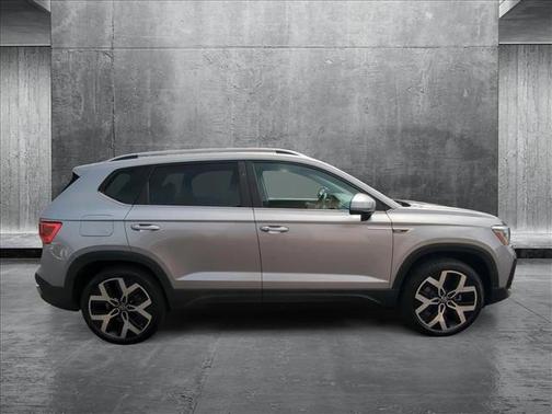 2022 Volkswagen Taos 1.5T SEL