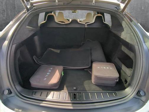 2022 Tesla Model X Dual Motor All-Wheel Drive