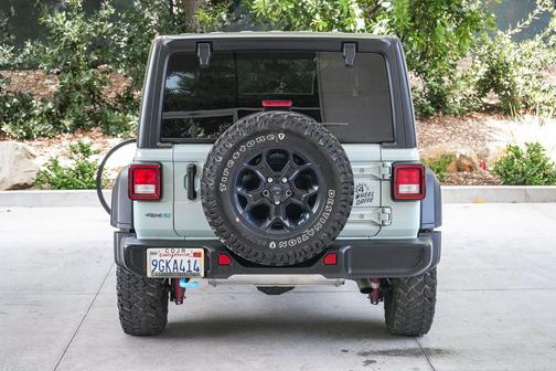 Earl Clearcoat 2023 Jeep Wrangler 4xe Willys