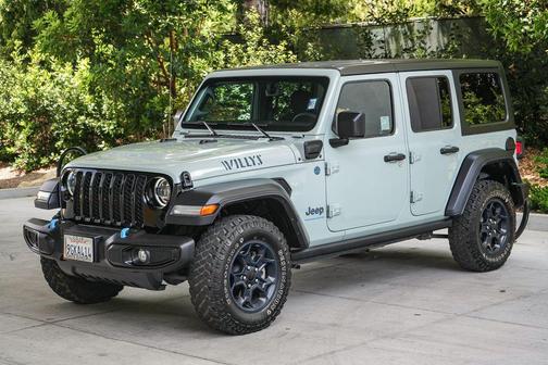 Earl Clearcoat 2023 Jeep Wrangler 4xe Willys