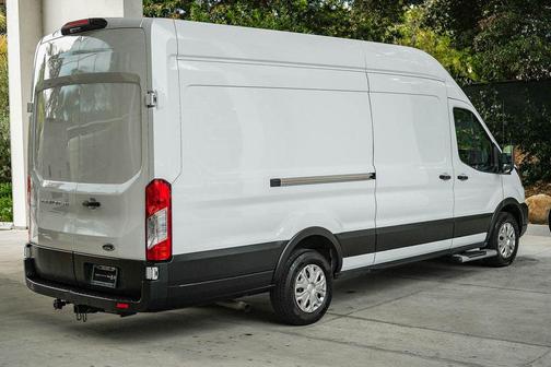 Oxford White 2021 Ford Transit-250 Base