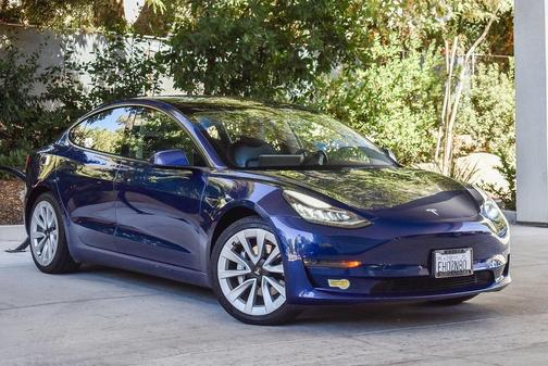 2022 Tesla Model 3 Standard Range