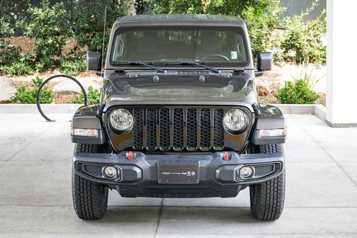 Granite Crystal Metallic Clearcoat 2022 Jeep Gladiator Altitude 4x4