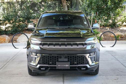 High Gloss Black 2026 Jeep Grand Wagoneer Limited Reserve 4x4