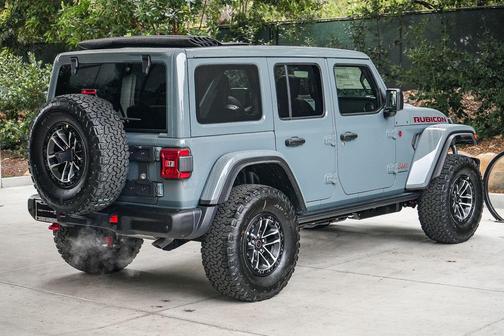 Anvil Clear Coat 2026 Jeep Wrangler Rubicon