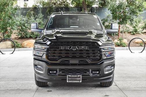 2025 RAM 3500 Limited Crew Cab 4x4 6'4' Box