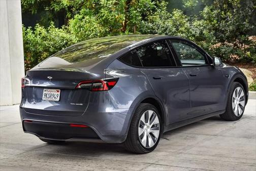2023 Tesla Model Y Long Range Dual Motor All-Wheel Drive