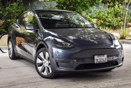 2023 Tesla Model Y Long Range Dual Motor All-Wheel Drive