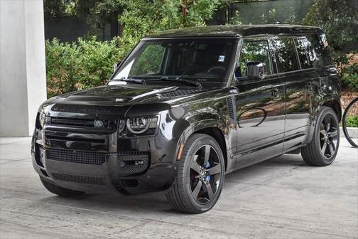 2022 Land Rover Defender 110 V8