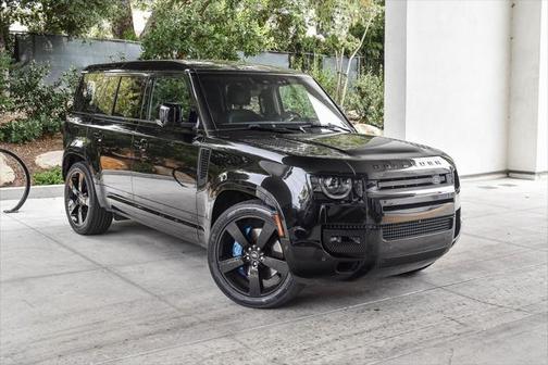 2022 Land Rover Defender 110 V8