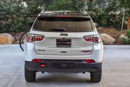 2026 Jeep Compass Trailhawk