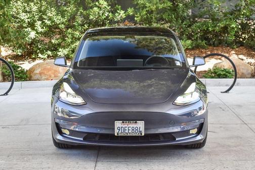 2022 Tesla Model 3 Standard Range