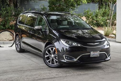 2017 Chrysler Pacifica Limited