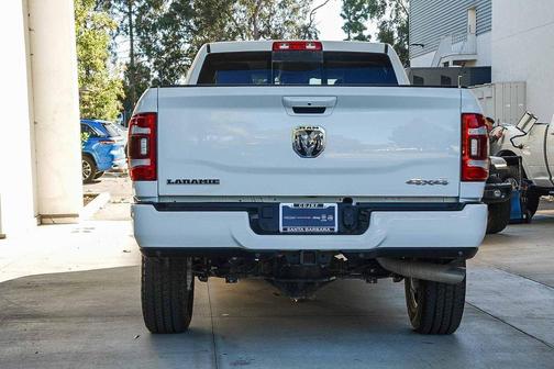 2024 RAM 2500 Laramie Crew Cab 4x4 6'4' Box