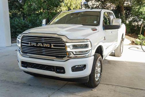 2024 RAM 2500 Laramie Crew Cab 4x4 6'4' Box