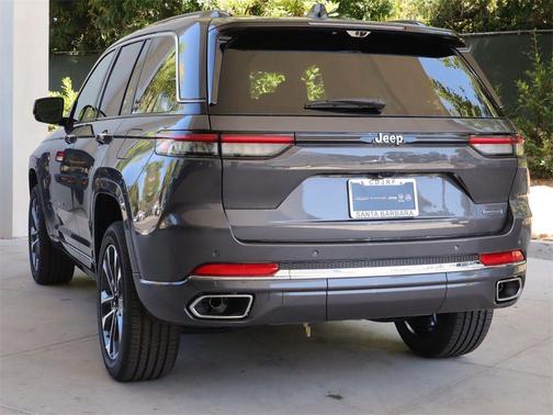 2023 Jeep Grand Cherokee Overland