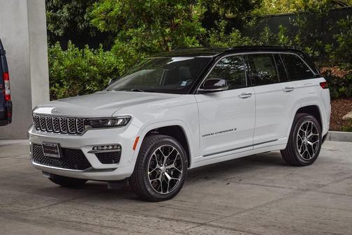 2025 Jeep Grand Cherokee Summit