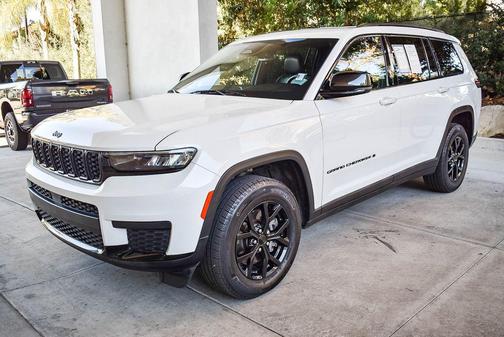 2024 Jeep Grand Cherokee L Altitude
