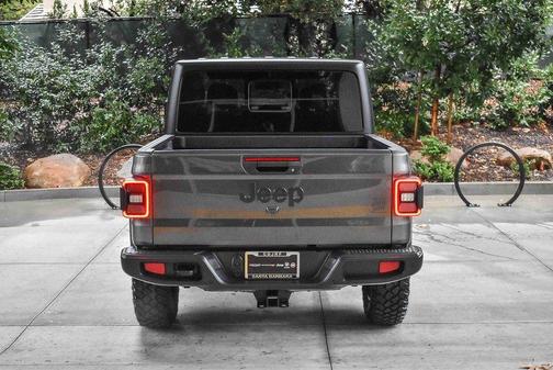 2026 Jeep Gladiator Willys 4x4