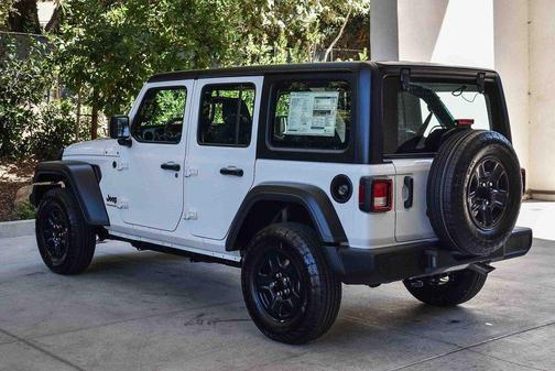 2025 Jeep Wrangler Sport