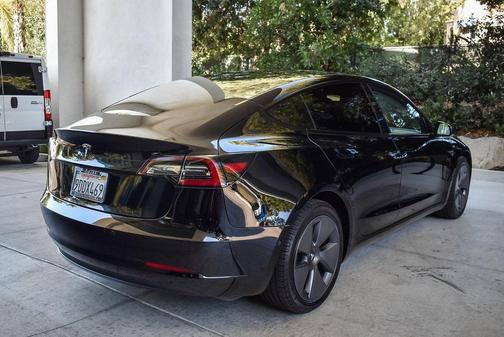 2022 Tesla Model 3 Standard Range