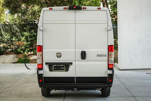 Bright White Clearcoat 2026 RAM ProMaster 2500 High Roof