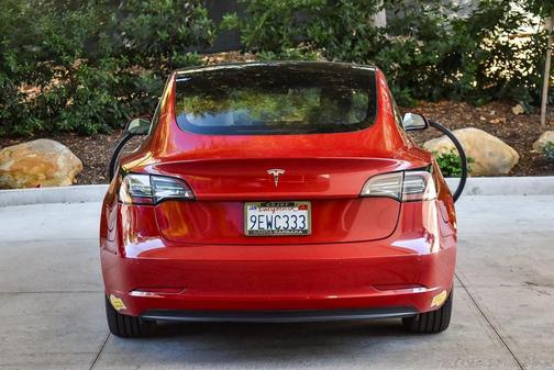 2022 Tesla Model 3 Standard Range