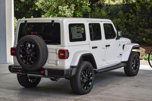2025 Jeep Wrangler 4xe Sahara