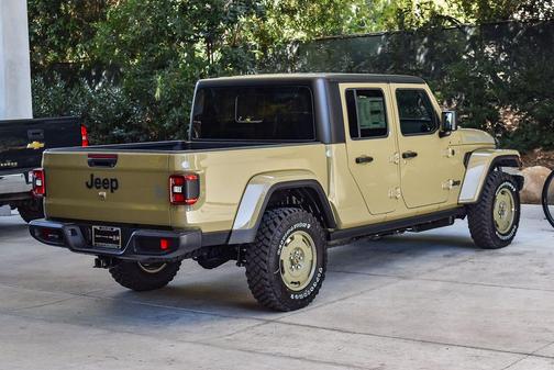 41 2026 Jeep Gladiator Sport