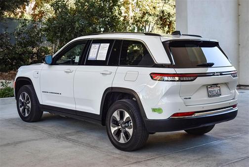 2022 Jeep Grand Cherokee 4xe Base