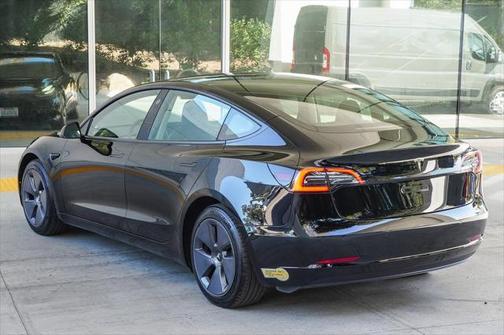 2022 Tesla Model 3 Standard Range