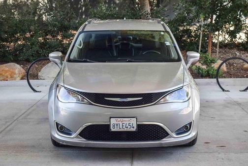 2018 Chrysler Pacifica Touring-L