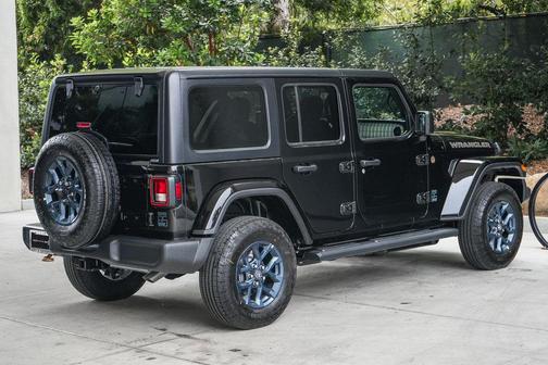 Black Clearcoat 2026 Jeep Wrangler Sport