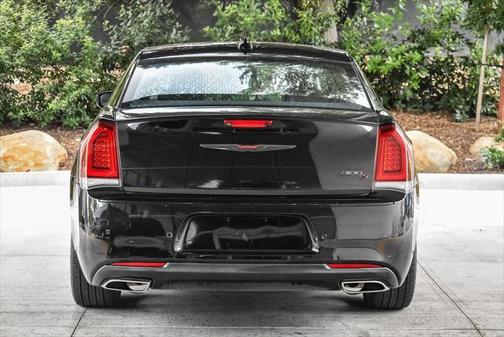 2021 Chrysler 300 S